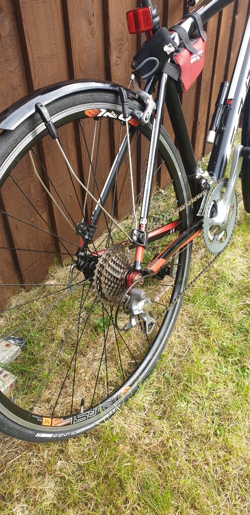 felt 85 road bike